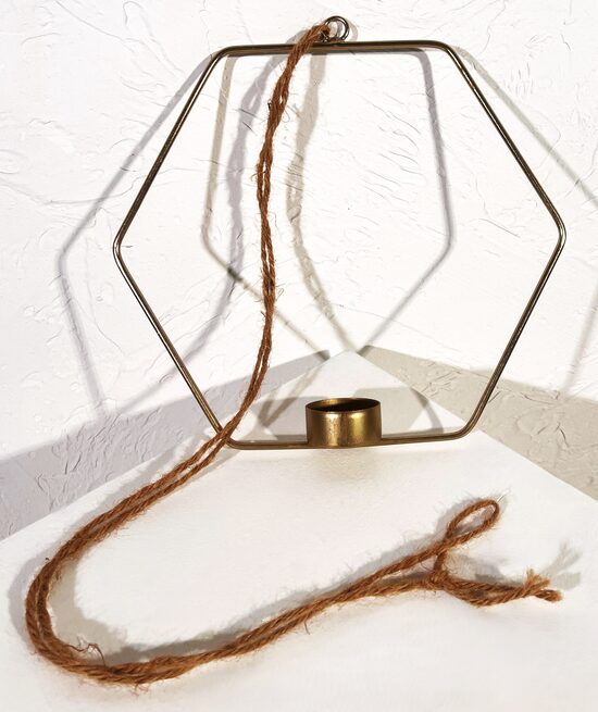 Iekarināms svečturis tējas svecēm